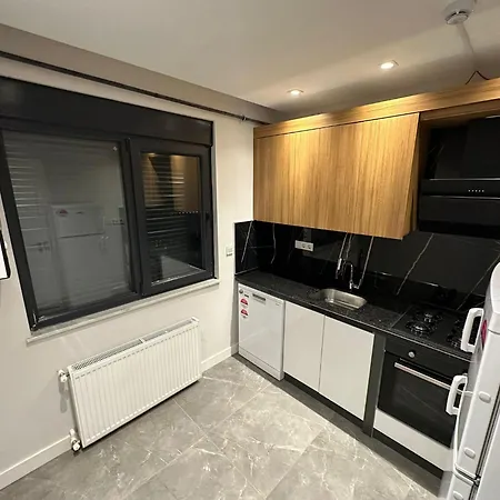 Lara's 10 Antalya